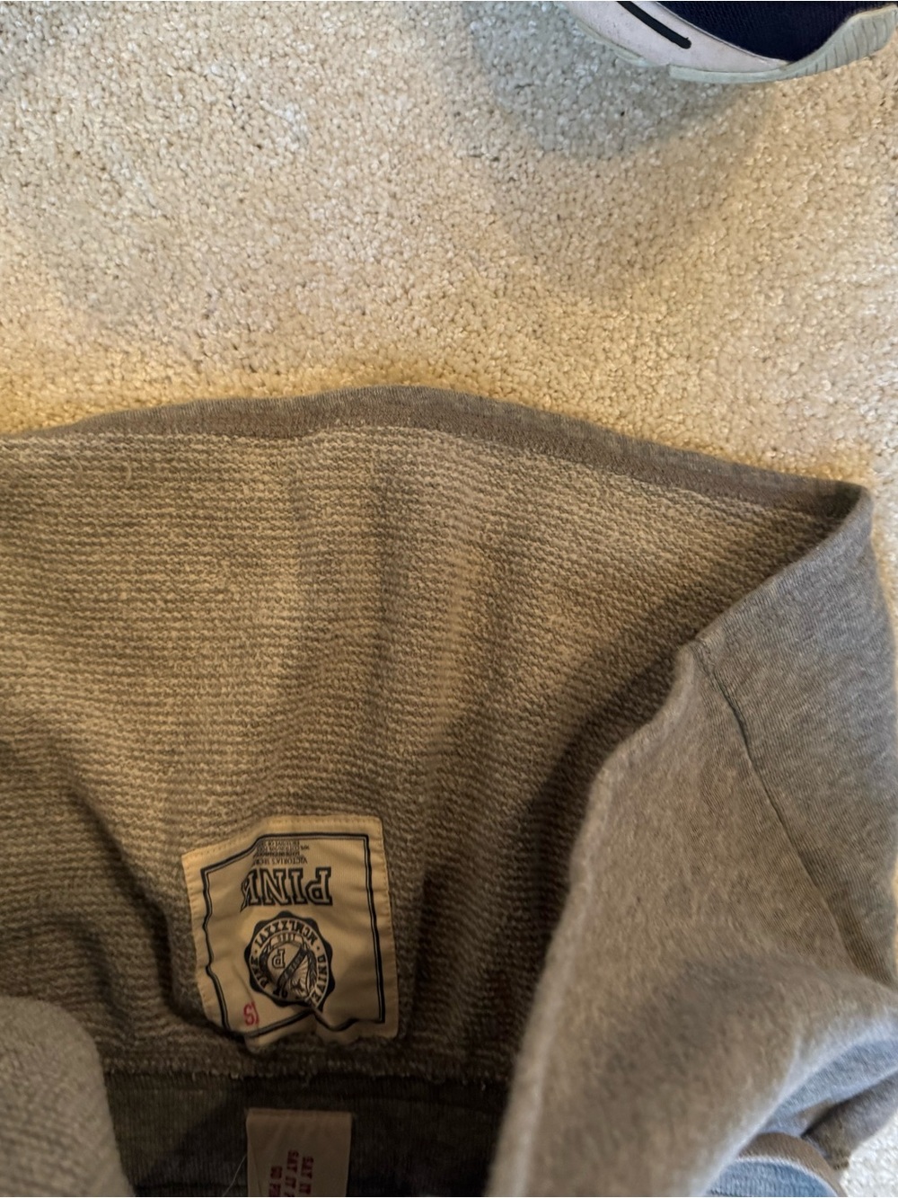 PINK Victoria's Secret Gray Sweatshirt with Pink Logo Tag - Picture 6 of 6